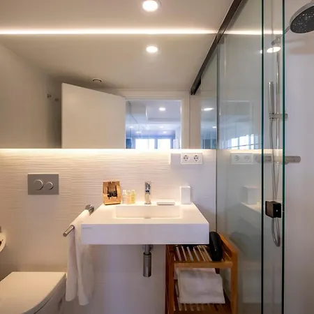 Caterina Correos Apartment *