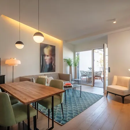 Caterina Correos Apartment Barcelona